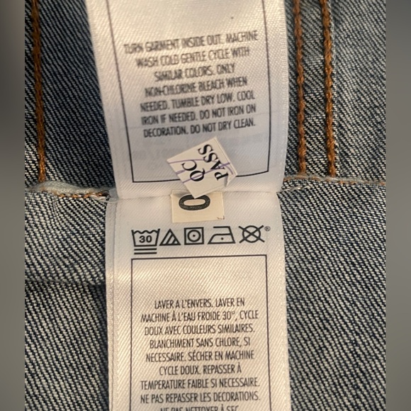 Disney Parks Mickey Mouse Denim Jacket L Embroidered Patches Rare Exclusive - Picture 8 of 13